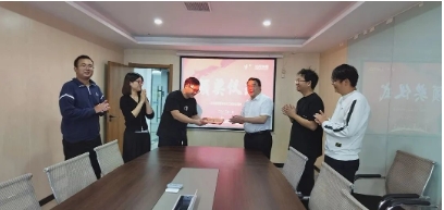 表彰优秀 树立榜样｜双良环境召开三季度标兵表彰颁奖仪式